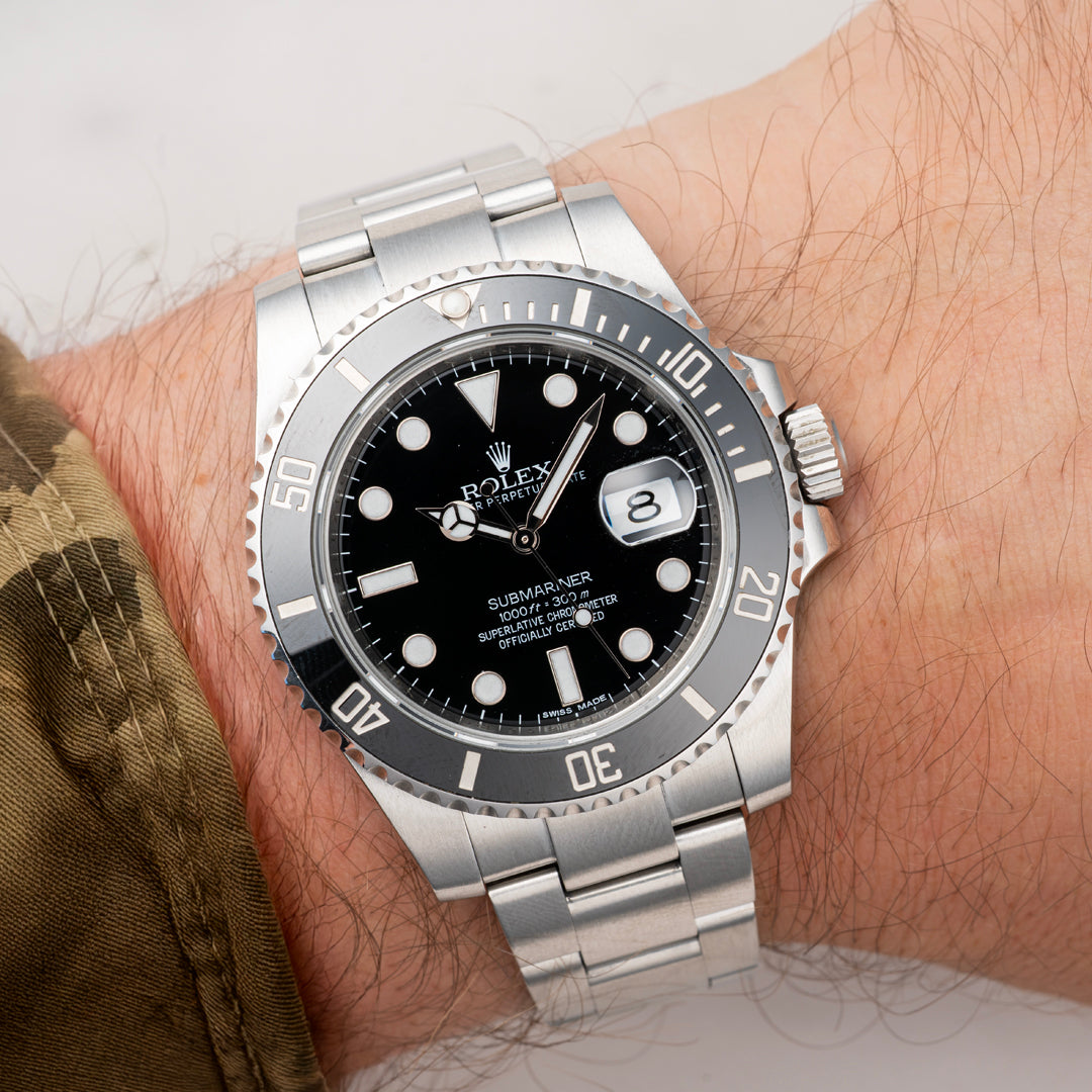 2015 Rolex Submariner Date Ref. 116610LN with Papers