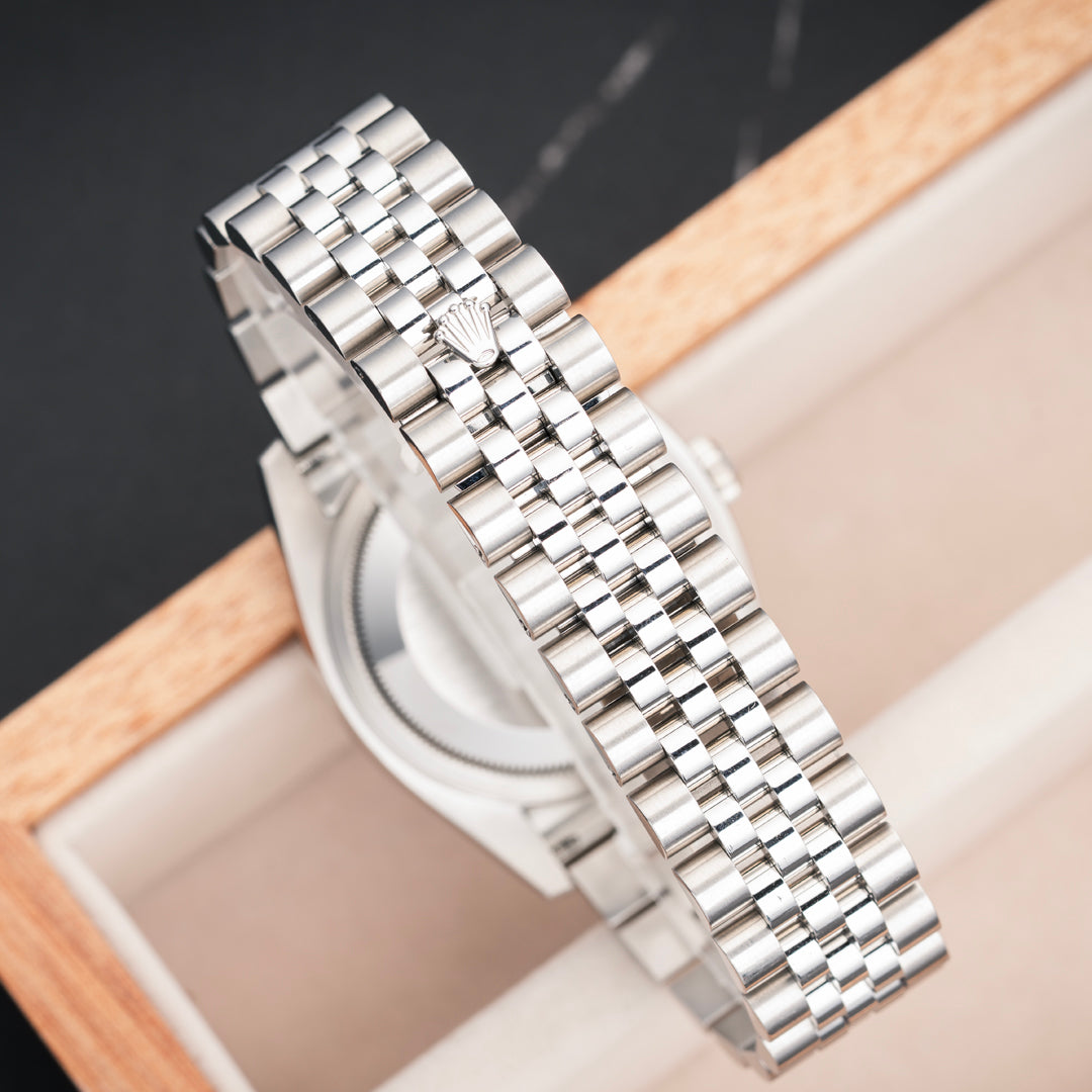 2006 Rolex Datejust Turn-O-Graph Ref. 116264 with Box & Papers