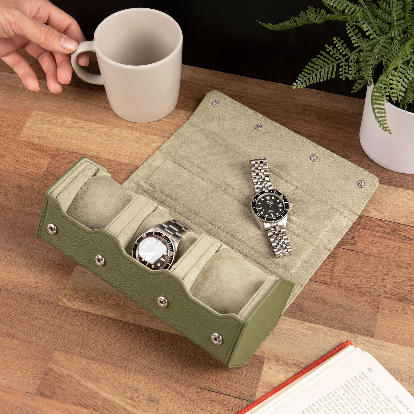 The Hex 2.0 Leather Three Watch Roll in Green